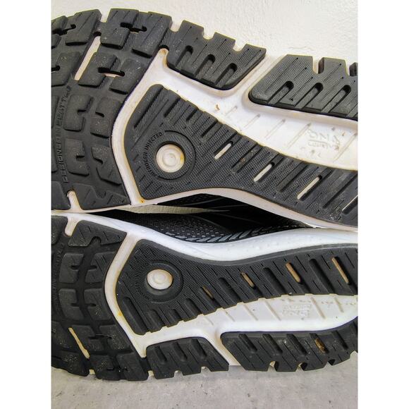 Brooks Ariel GTS 23 Shoes Womens 11.5 Black Running Athletic Sneakers Trainers - Picture 14 of 16